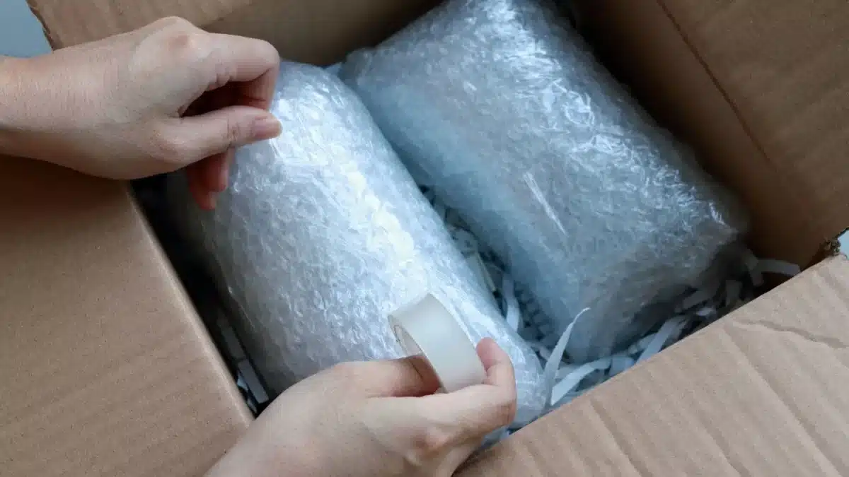 How to Pack Glasses for Moving?