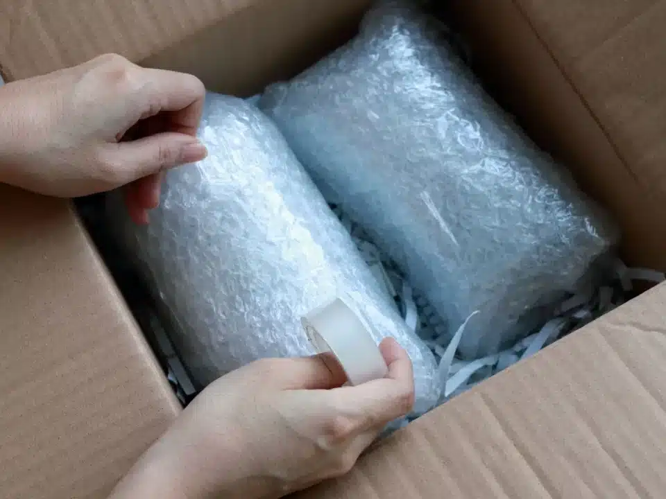 How to Pack Glasses for Moving?