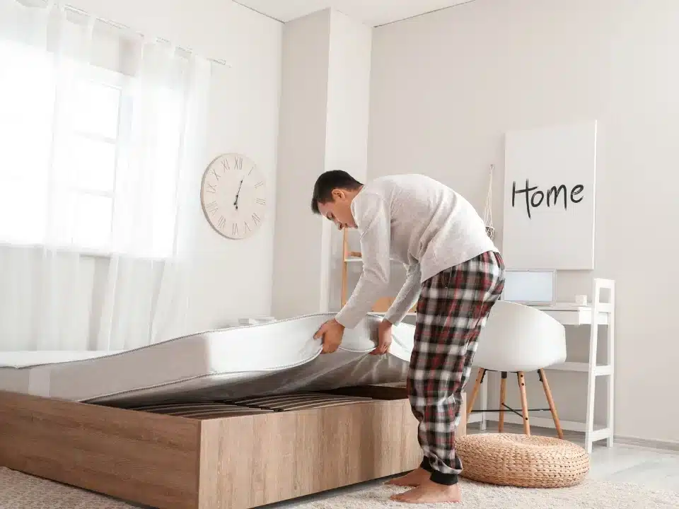 How to Pack a Mattress for Moving?