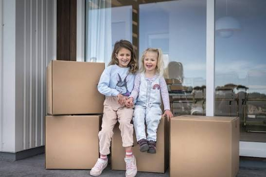 Brisbane family moving house